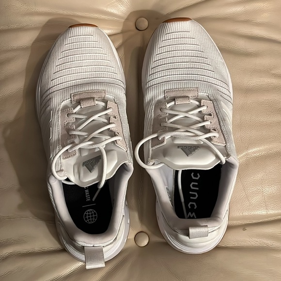 Adidas Swift Run 23 Men’s Sneaker size 9.5 like new - Picture 5 of 9